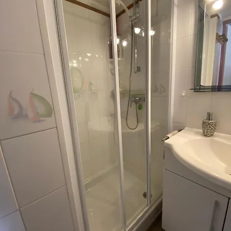 5 Pers Climatisee Terrasse Et Parking Proche - V0264 Villa