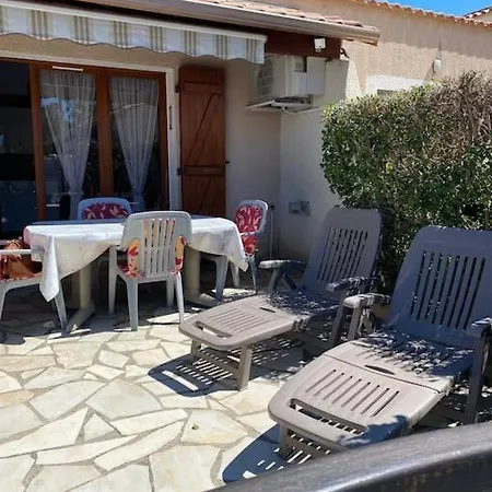فيلة 5 Pers Climatisee Terrasse Et Parking Proche - V0264 *