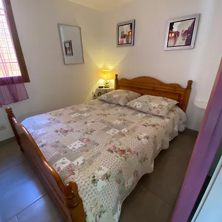 5 Pers Climatisee Terrasse Et Parking Proche - V0264 فيلة فيا