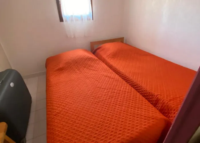 Villa 5 Pers Climatisée Terrasse Et Parking Proche - V0264 Vias